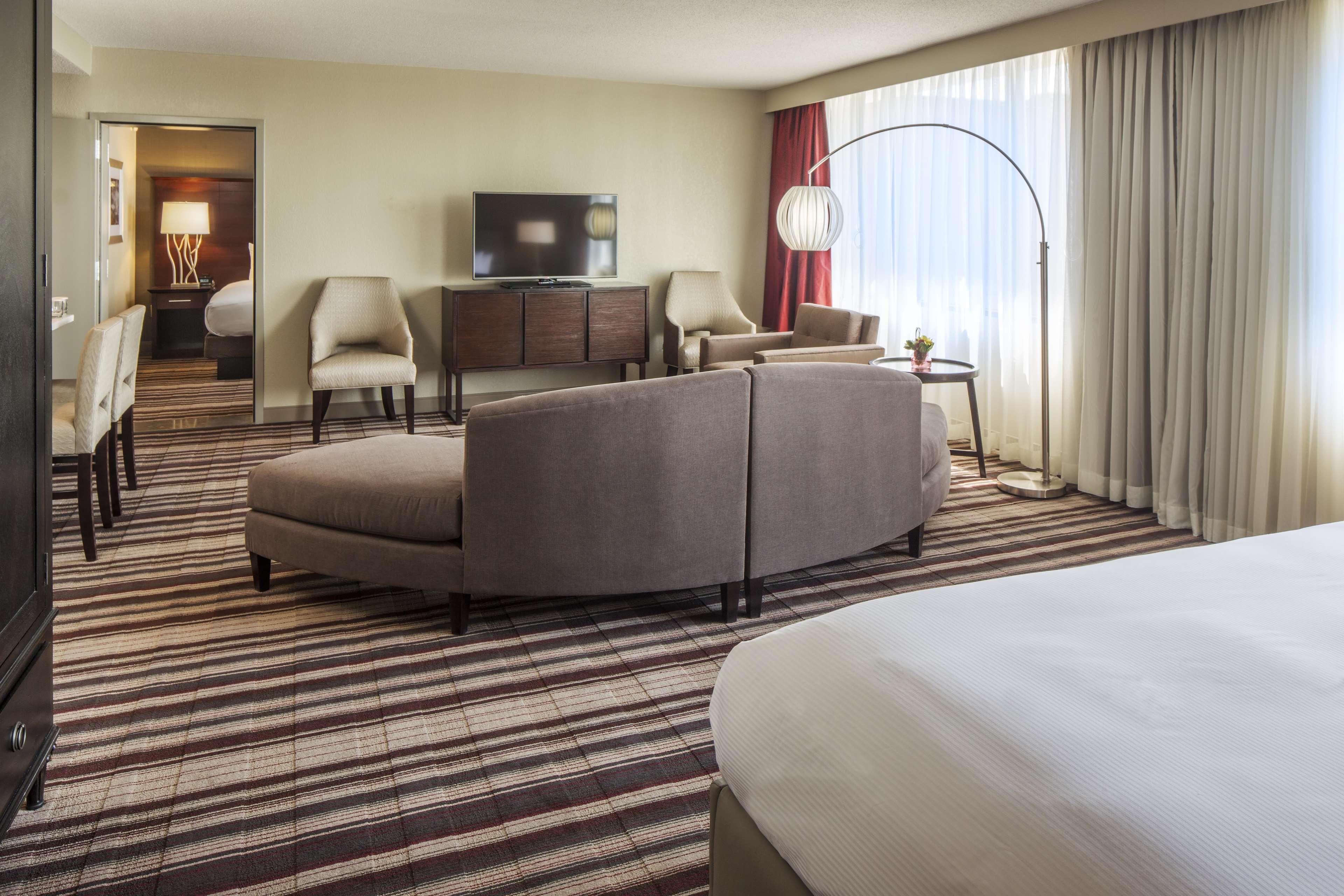 Doubletree By Hilton Hotel Largo Washington Dc Esterno foto